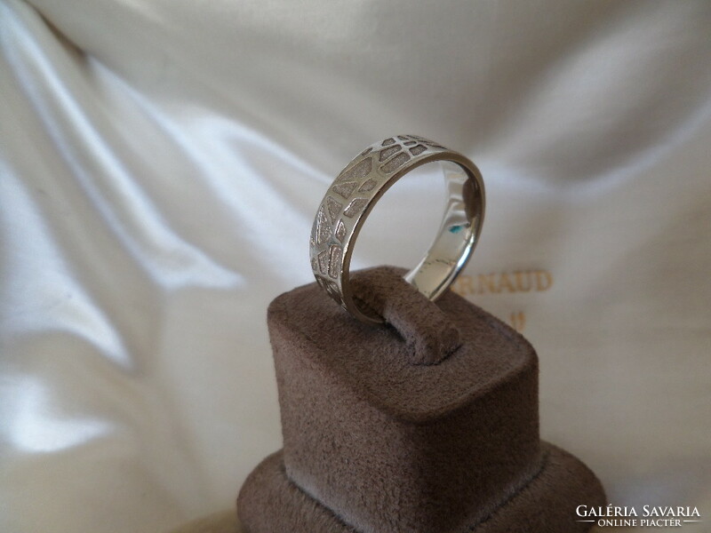 Fehér arany modern designer gyűrű