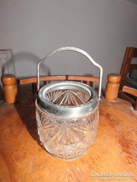 Ezüst(özött) peremű és fogójú kristály bonbontartó üveg