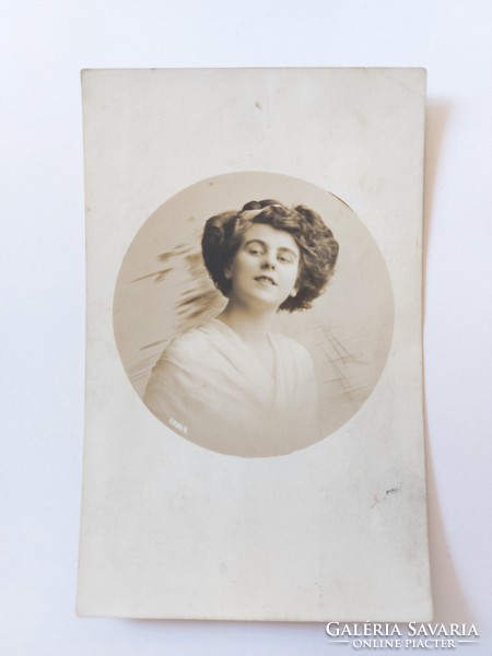 Régi női fotó képeslap 1917 vintage fénykép levelezőlap