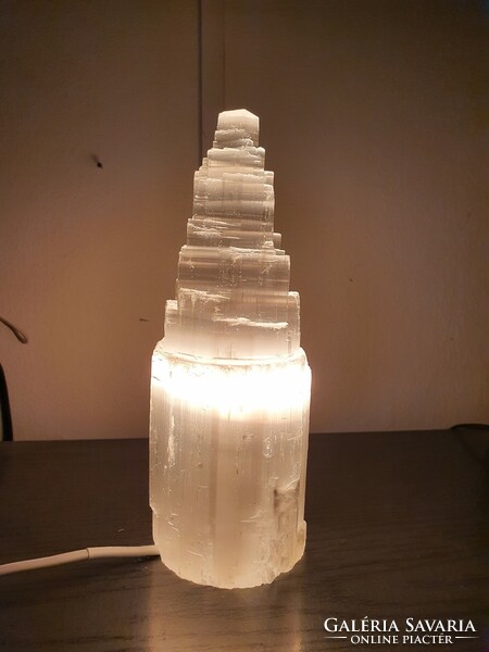 Selenite mineral lamp