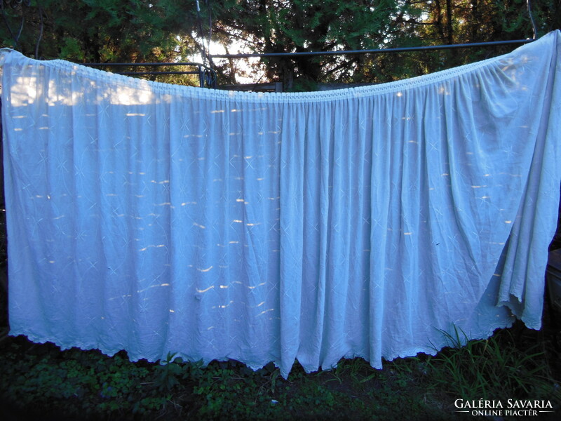 Curtains - 2 pieces! - 6 Meters x 160 cm - 240 x 230 cm - thick - embroidered - off-white - ready-to-sewn
