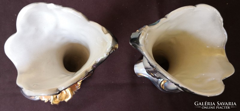 Dt/100 - rarity! Pair of Capodimonte cornucopia vases