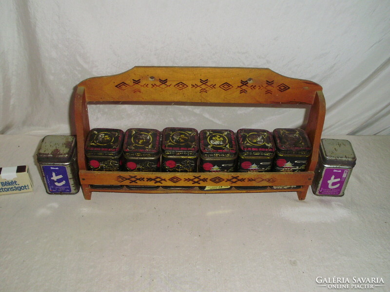 Retro wooden wall-mounted spice holder plate box with spice racks