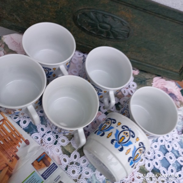 6 retro Zsolnay mugs
