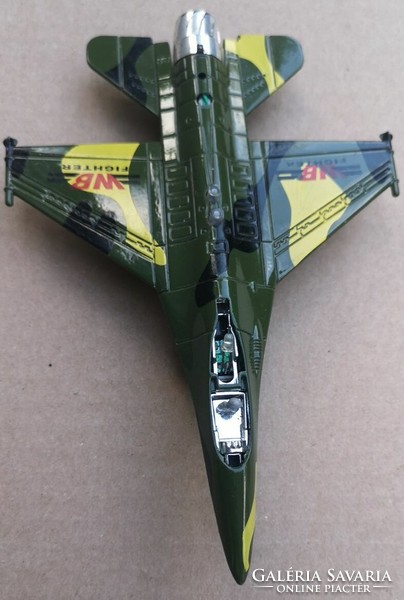 Wb fighter jet model