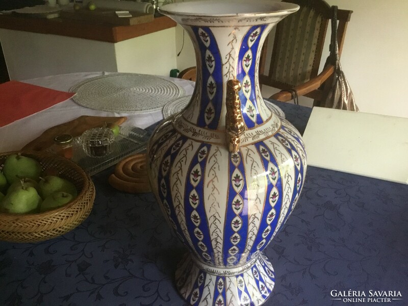 Vase, 40 cm, in beautiful flawless condition, rarity