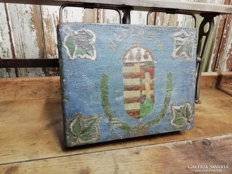 Hand-painted tobacco storage box, Villánykövesd attic find from 1927, marked