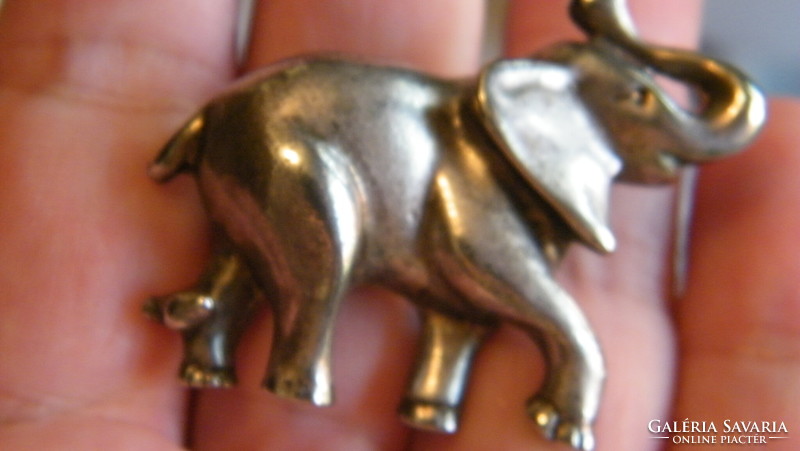 Silver-plated elephant brooch