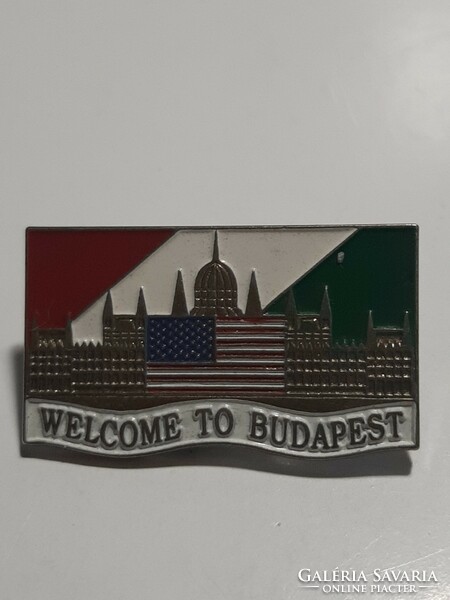 Isten hozott Magyarországon és Budapesten kitűzők , jelvények 2db egyben