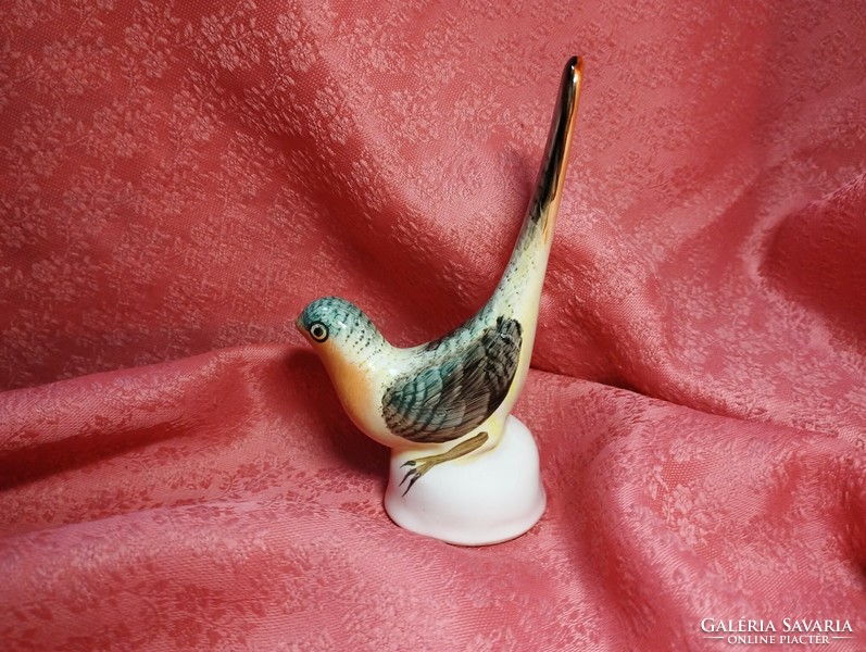 Porcelain bird, nipp