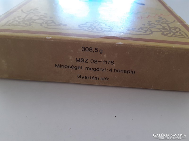 Retro 1983 Mokka bonbonos doboz Magyar Édesipar csokis papírdoboz