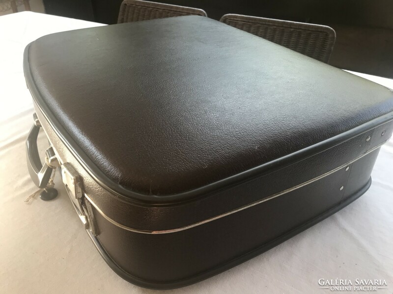 Retro suitcase made of papundekli with a vinyl handle, 54 x 43 x 15 cm