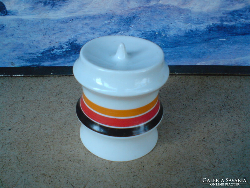 Retro raven house striped candle holder