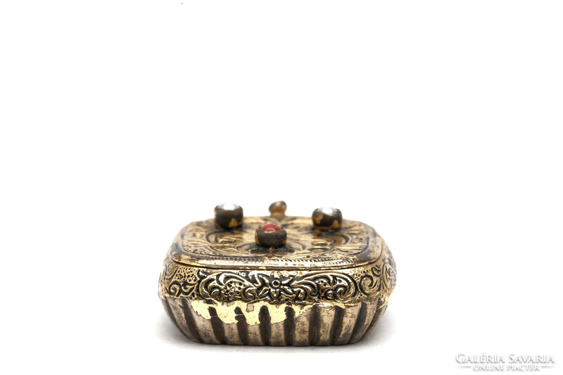 Ezüst aranyozott szelence pill box gyöngy és türkiz kövekkel