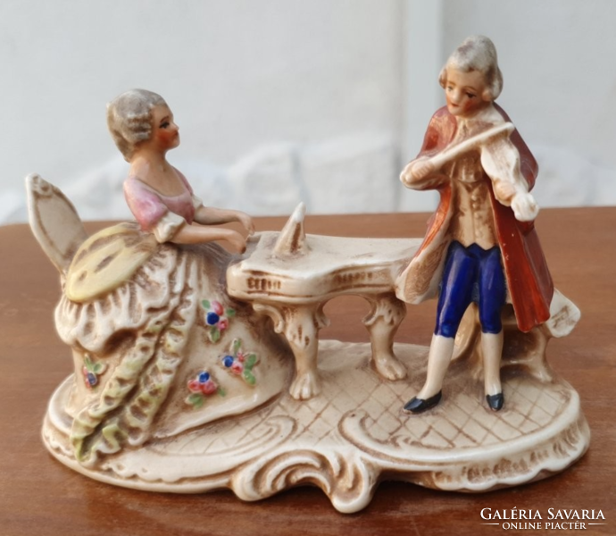 Kézzel festett antik német porcelán figurák