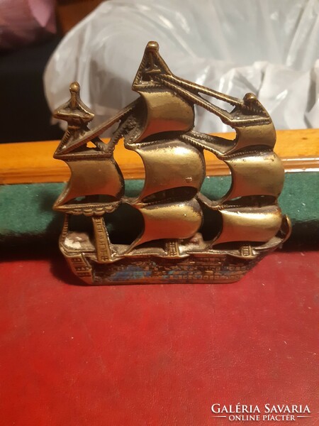 Gorgeous old copper ornament: victory sailing ship (12.5x12.5x1.3 cm)