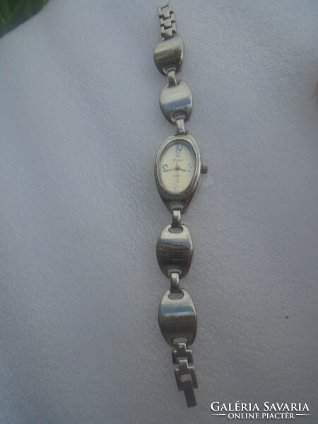 Luxury Japanese women's watch, super piece. Wonderfully beautiful, good for a 19 cm wrist