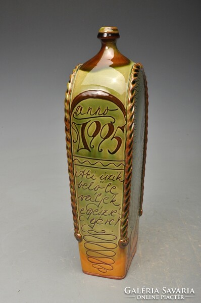 Hódmezővásárhelyi butella, készült  Kassai Béla polgármester részére 1995, HMV, versikével,