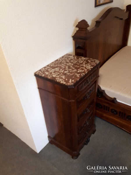 Bedroom, first half of No. 20, 3 beds, chest of drawers, bedside cabinet, from Normandy