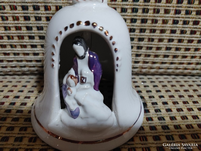 Porcelán asztali csengő vallási jelenetes betéttel.