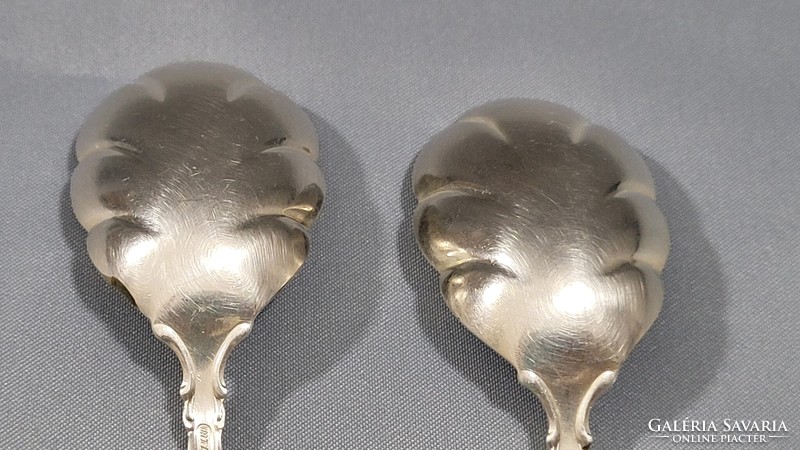 2 silver-plated dessert spoons