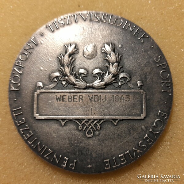 Pktse silver patinated bronze plaque 1943 (55mm) has a post !!!