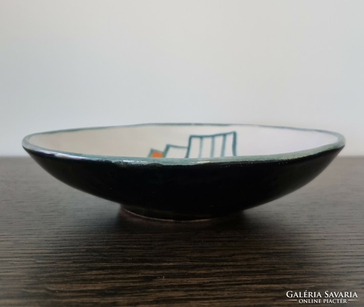 Applied art ceramic bowl with an abstract pattern ('70s)
