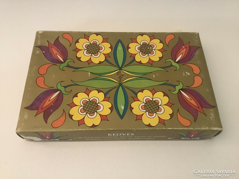 Old paper candy box - lovely dessert