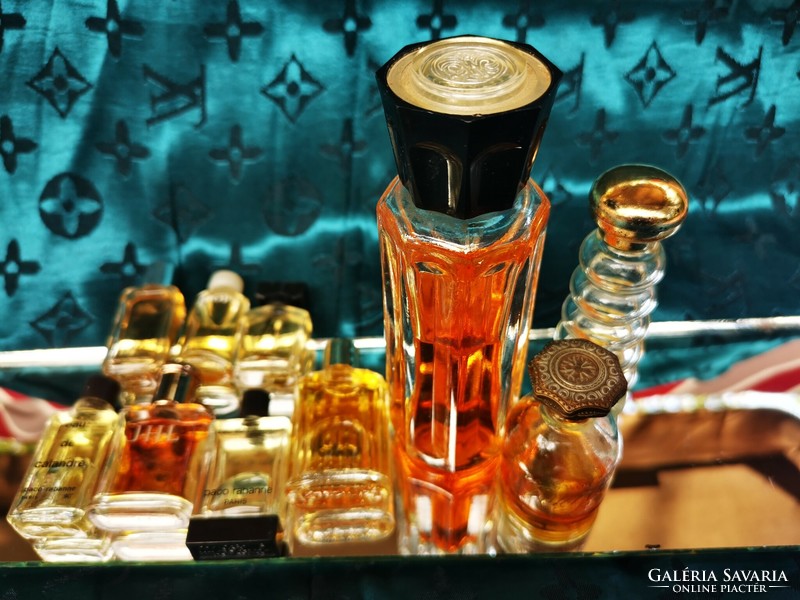 10 db luxusparfüm, Max Factor, Paco Rabanne, Fidji Vintage parfümös üveg RETRO, ajándéknak!