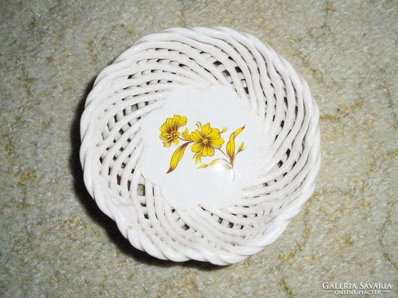Retro kerámia fonott áttört mintás tálka kosár - festett virág mintával