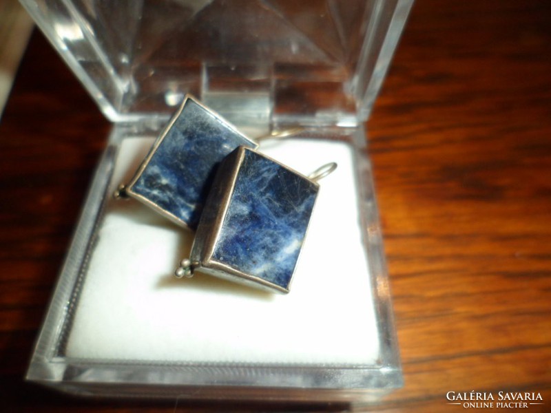 Ezüst fülbevaló / lapis lazuli
