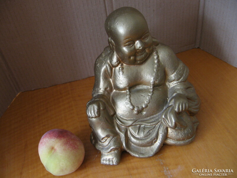 Buddha szobor ülő, pocakos, mosolygó