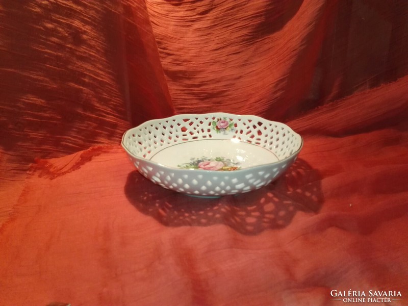 Openwork, flower-patterned porcelain tray.
