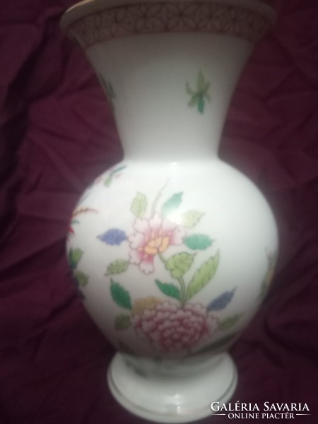Immaculate jubilee-marked large oriental song pattern vase from Herend