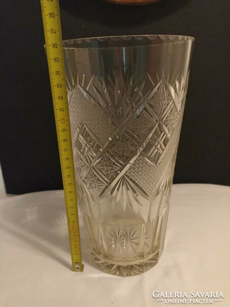 Ólomkristály váza, 26 cm magas, 14,5 cm átmérő
