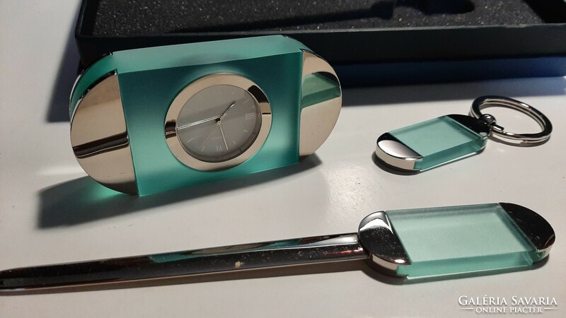 Elegant table gift box, set, with a clock, letter opener and a key ring