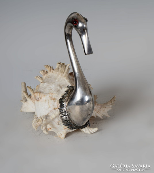 Silver swan figurine with shell body (e03)