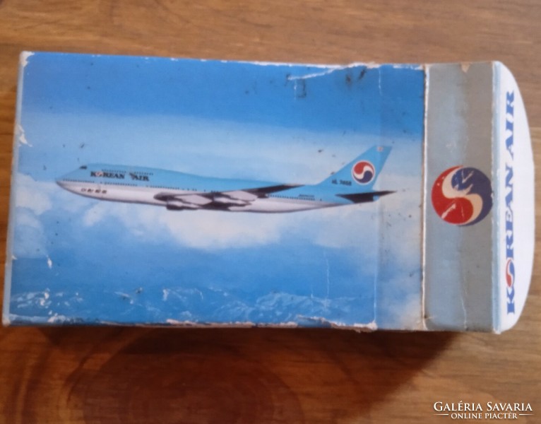 Korean Airlines playing cards from 1984