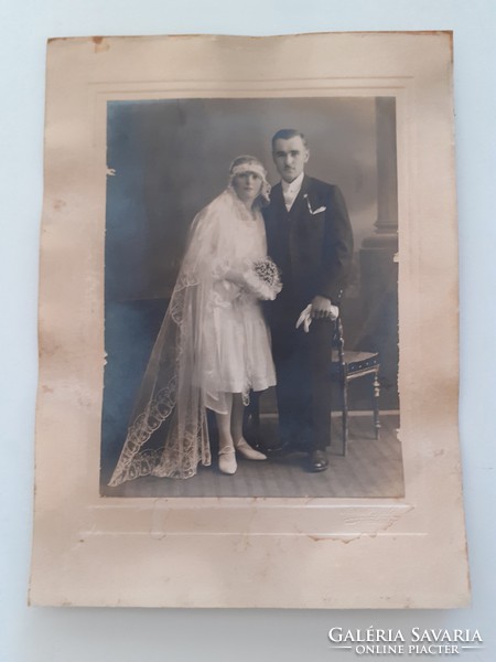 Old wedding photo around 1930 bride groom merkado Gyula photographer Kecskemét studio photo