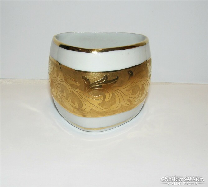 Wreath - gold painted bowl and holder - 1959s'