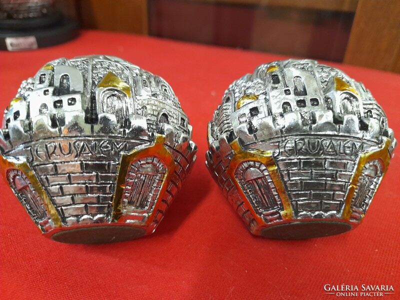 Judaika 925 silver-plated Jerusalem skyline candle holder pair, souvenir. 6 Cm.