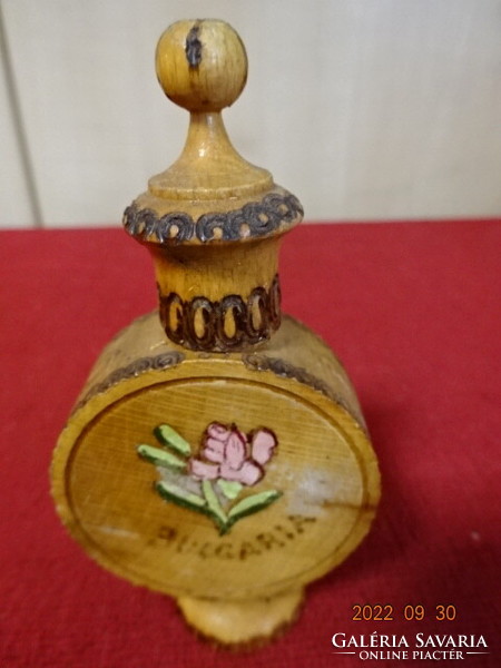 Hand-painted wooden water bottle with Bulgaria inscription. He has! Jokai.