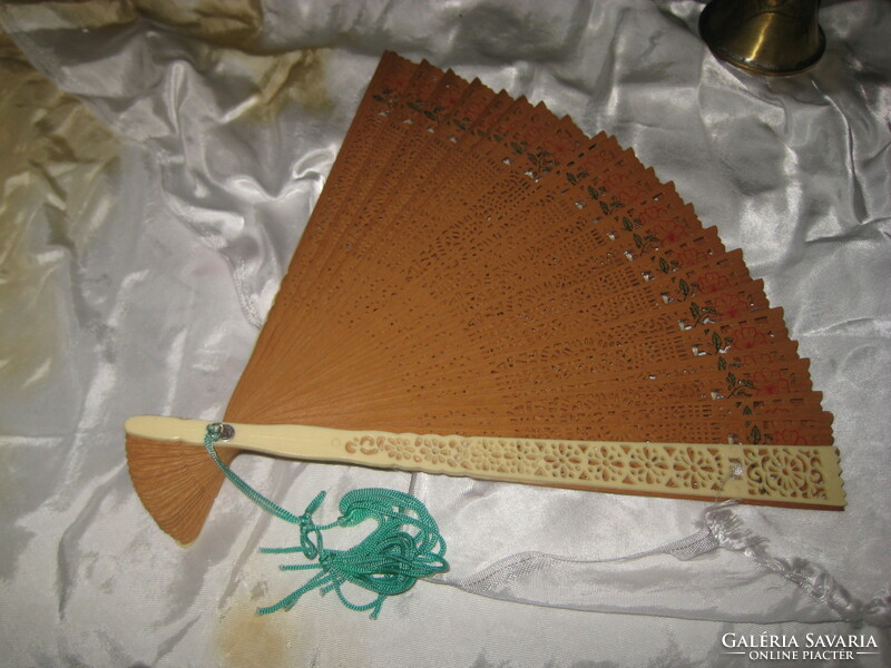 Old fan, slats are made of wood, 23 cm