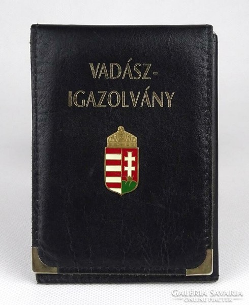 1K840 Vadászigazolvány tok zománcozott címerrel