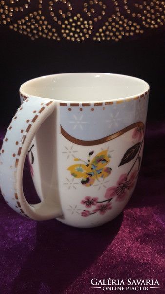 Madaras porcelán csésze, bögre (L2652)