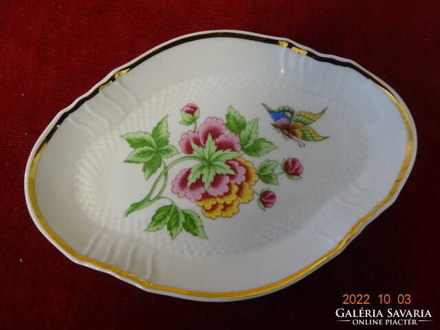 Ravenclaw porcelain, centerpiece with hydrangea pattern. Size: 18.5 x 13 x 2 cm. He has! Jokai.
