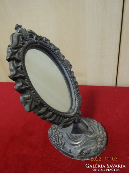 Antique mirror, pewter frame, pewter base, 18 cm high. He has! Jokai.