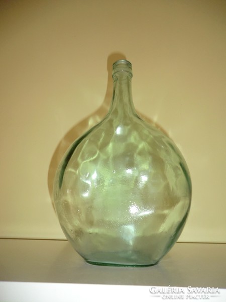 It can also be a pale green decorative glass bottle vase, 19x11 cm, height 29 cm, approx. 2 liters