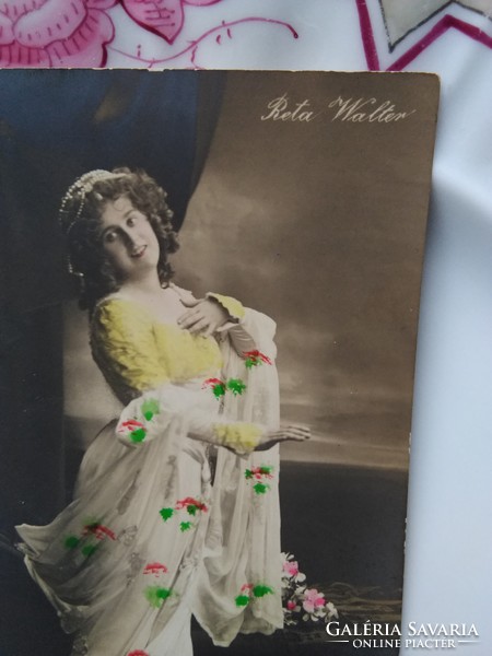 Antik kézzel színezett fotólap/képeslap, Reta Walter német operaénekesnő 1900-as évek eleje