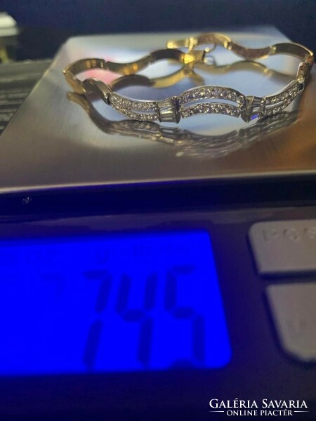 Brand new gold bracelet with zircon stones 14k